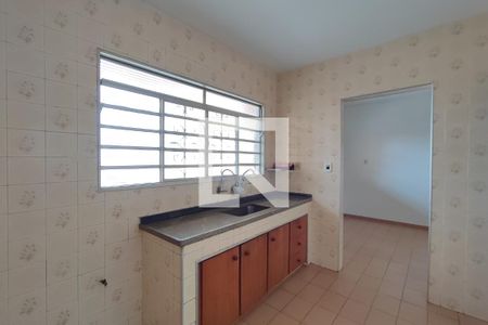 Casa para alugar com 200m², 4 quartos e 4 vagasCozinha