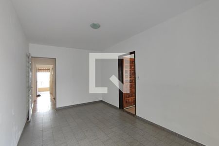 Casa para alugar com 200m², 4 quartos e 4 vagasQuintal