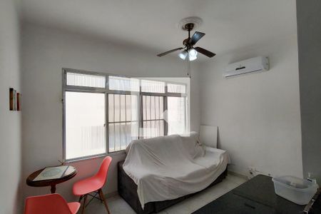 Sala de apartamento para alugar com 2 quartos, 55m² em Canto do Forte, Praia Grande
