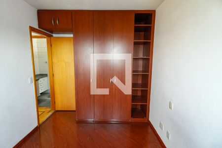 Apartamento à venda com 60m², 2 quartos e 2 vagasQuarto 2 - Armários