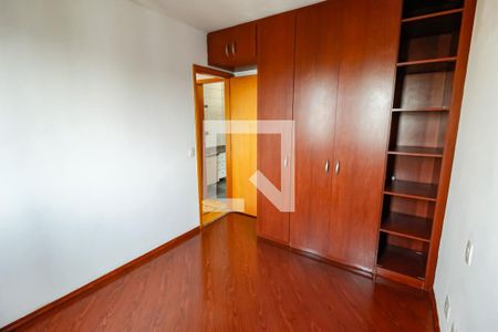 Apartamento à venda com 60m², 2 quartos e 2 vagasQuarto 2
