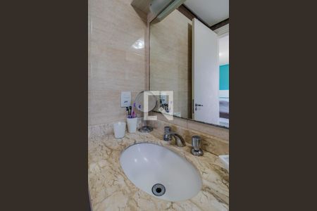 Casa à venda com 180m², 3 quartos e 2 vagasQuarto 1 - Suíte