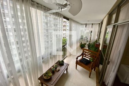 Varanda  de apartamento à venda com 3 quartos, 142m² em Copacabana, Rio de Janeiro
