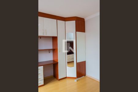 Casa à venda com 136m², 3 quartos e 4 vagas Casa à venda com 136m², 3 quartos e 4 vagasQuarto 2