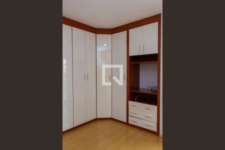 Casa à venda com 136m², 3 quartos e 4 vagas Casa à venda com 136m², 3 quartos e 4 vagasQuarto 3
