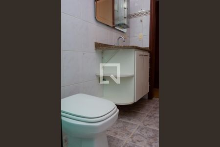 Casa à venda com 136m², 3 quartos e 4 vagas Casa à venda com 136m², 3 quartos e 4 vagasBanheiro