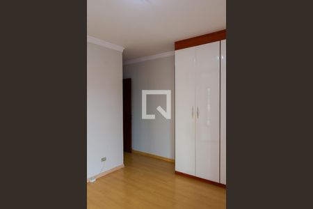 Casa à venda com 136m², 3 quartos e 4 vagas Casa à venda com 136m², 3 quartos e 4 vagasQuarto 2