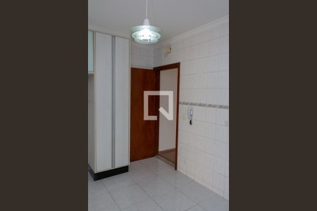 Casa à venda com 136m², 3 quartos e 4 vagas Casa à venda com 136m², 3 quartos e 4 vagasCozinha