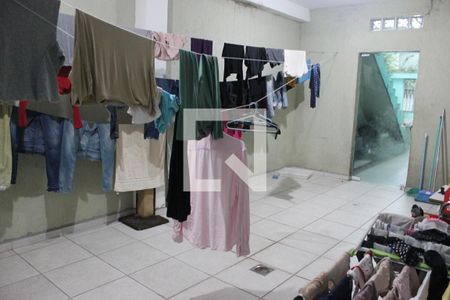 Casa à venda com 400m², 5 quartos e 8 vagasLavanderia