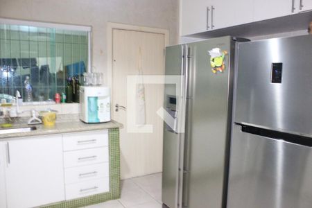 Casa à venda com 400m², 5 quartos e 8 vagasCozinha