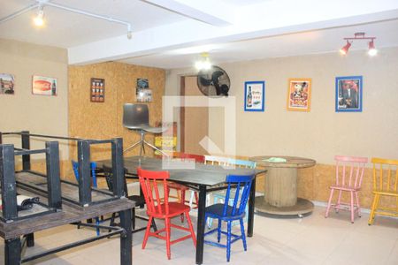 Casa à venda com 400m², 5 quartos e 8 vagasÁrea comum - Salão de festas