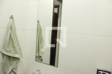 Casa à venda com 400m², 5 quartos e 8 vagasBanheiro do Quarto 4