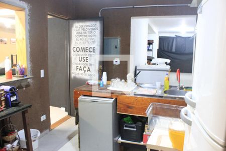 Casa à venda com 400m², 5 quartos e 8 vagasEdícula