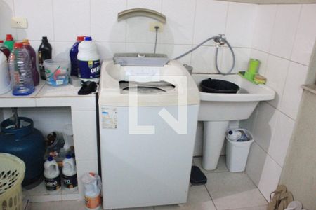 Casa à venda com 400m², 5 quartos e 8 vagasLavanderia