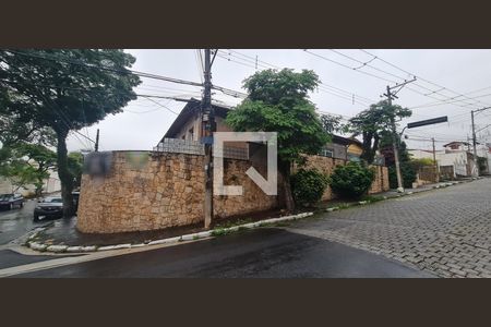 Casa à venda com 400m², 5 quartos e 8 vagasFachada