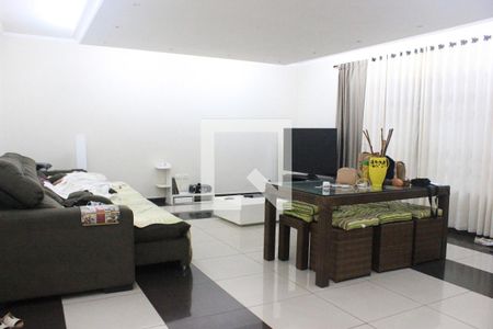 Sala de casa para alugar com 5 quartos, 400m² em Vila Galvão, Guarulhos