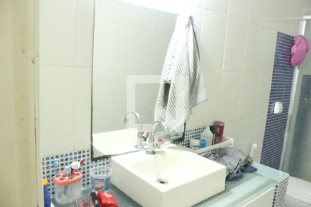 Casa à venda com 400m², 5 quartos e 8 vagasBanheiro Quarto 2