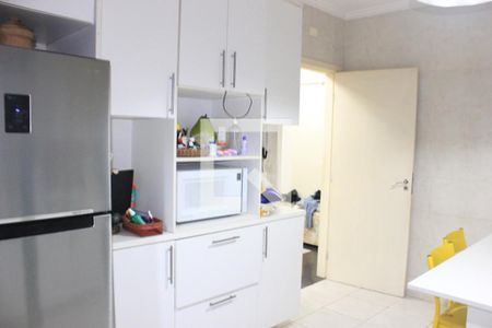 Casa à venda com 400m², 5 quartos e 8 vagasCozinha