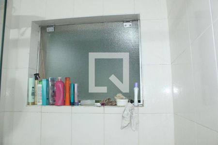 Casa à venda com 400m², 5 quartos e 8 vagasBanheiro Quarto 2