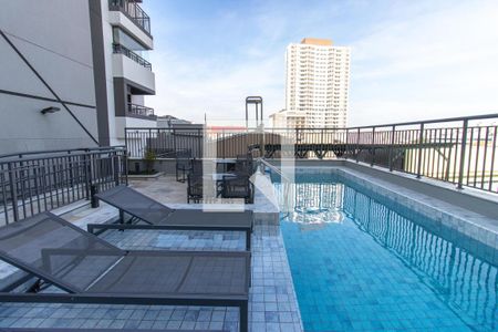 Studio para alugar com 27m², 1 quarto e sem vaga Studio para alugar com 27m², 1 quarto e sem vagaÁrea comum - Piscina