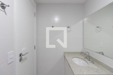 Studio para alugar com 27m², 1 quarto e sem vaga Studio para alugar com 27m², 1 quarto e sem vagaBanheiro