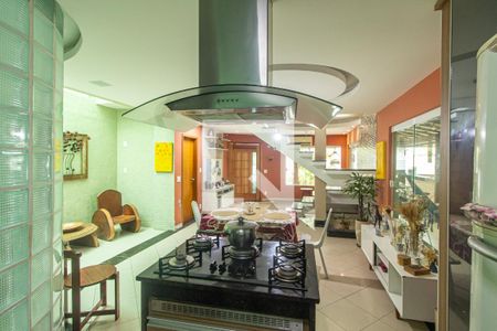 Casa para alugar com 260m², 3 quartos e 1 vagaSala/Cozinha