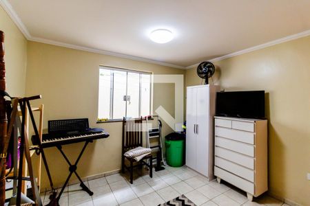 Casa à venda com 94m², 2 quartos e 1 vaga Casa à venda com 94m², 2 quartos e 1 vagaQuarto