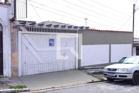 Casa à venda com 250m², 4 quartos e 4 vagasFachada e Placa