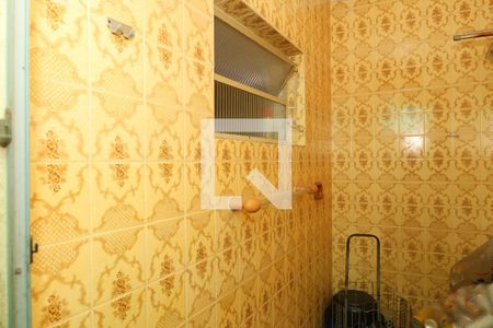 Casa à venda com 250m², 4 quartos e 4 vagasBanheiro de Serviço