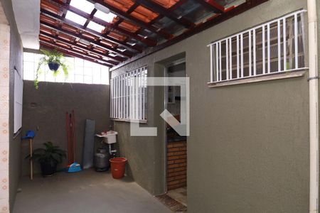 Casa à venda com 250m², 4 quartos e 4 vagasÁrea de Serviço