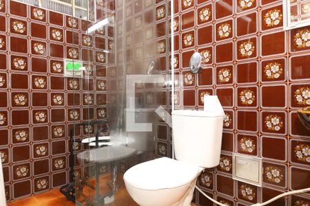 Casa à venda com 250m², 4 quartos e 4 vagasBanheiro da Suíte