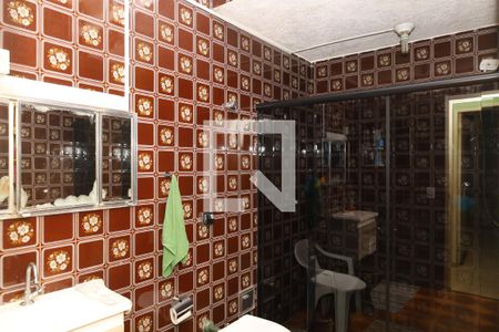 Casa à venda com 250m², 4 quartos e 4 vagasBanheiro 