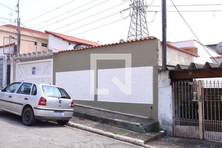 Casa à venda com 250m², 4 quartos e 4 vagasFachada e Placa