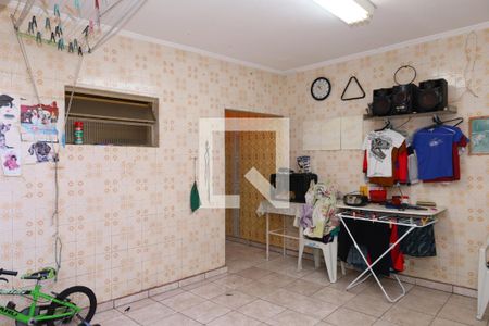 Casa à venda com 250m², 4 quartos e 4 vagasÁrea de Serviço