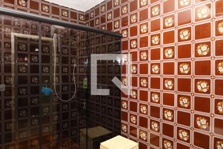 Casa à venda com 250m², 4 quartos e 4 vagasBanheiro 