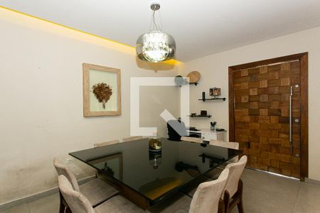 Casa à venda com 196m², 3 quartos e 3 vagasSala 1