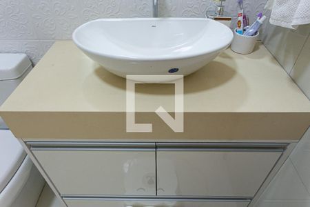 Casa à venda com 196m², 3 quartos e 3 vagasBanheiro da Suíte 2