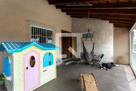 Casa à venda com 196m², 3 quartos e 3 vagasVaranda