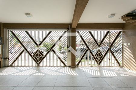 Casa à venda com 196m², 3 quartos e 3 vagasGaragem