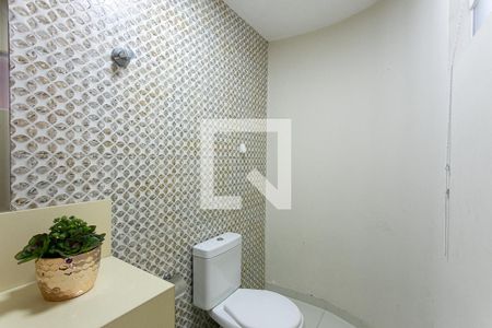 Casa à venda com 196m², 3 quartos e 3 vagasLavabo