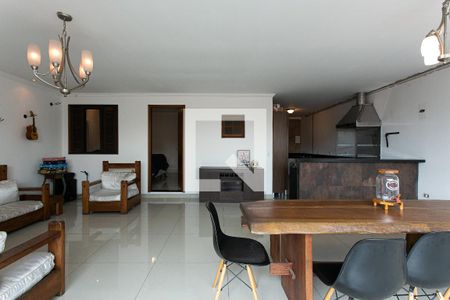 Casa à venda com 196m², 3 quartos e 3 vagasSala 2