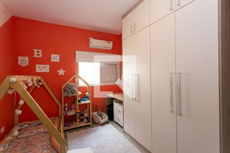 Casa à venda com 196m², 3 quartos e 3 vagasSuíte 2