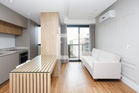 Sala de apartamento para alugar com 1 quarto, 50m² em Boa Vista, Porto Alegre