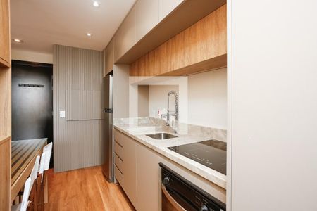Cozinha de apartamento para alugar com 1 quarto, 50m² em Boa Vista, Porto Alegre