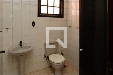 Casa de condomínio à venda com 140m², 3 quartos e 1 vaga Casa de condomínio à venda com 140m², 3 quartos e 1 vagaBanheiro