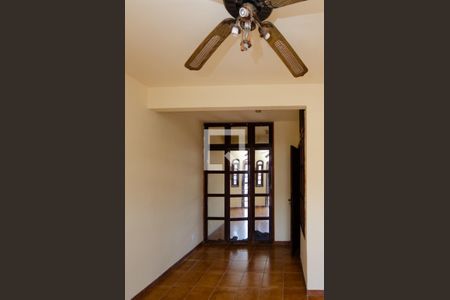 Casa de condomínio à venda com 140m², 3 quartos e 1 vaga Casa de condomínio à venda com 140m², 3 quartos e 1 vagaSuite