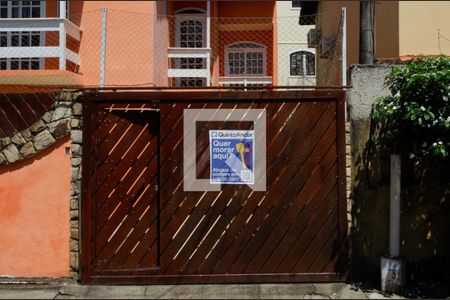 Casa de condomínio à venda com 140m², 3 quartos e 1 vaga Casa de condomínio à venda com 140m², 3 quartos e 1 vagaPlaca