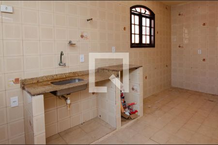 Casa de condomínio à venda com 140m², 3 quartos e 1 vaga Casa de condomínio à venda com 140m², 3 quartos e 1 vagaCozinha