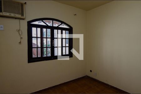 Casa de condomínio à venda com 140m², 3 quartos e 1 vaga Casa de condomínio à venda com 140m², 3 quartos e 1 vagaQuarto