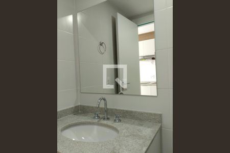 Banheiro de apartamento para alugar com 1 quarto, 27m² em Tucuruvi, São Paulo